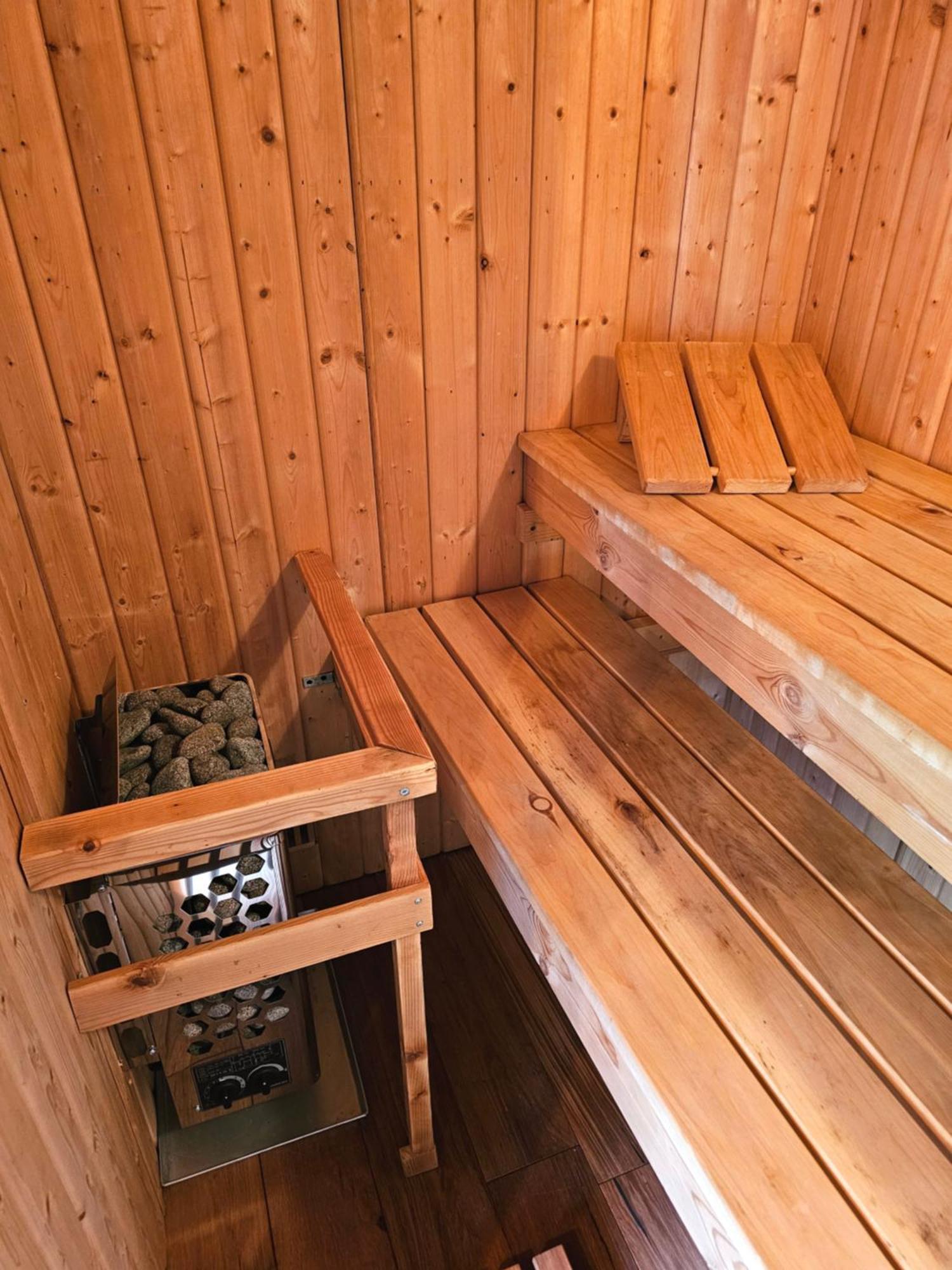 Luxury Self Catering With Cosy Cabin & Sauna In Колчестер Екстер'єр фото